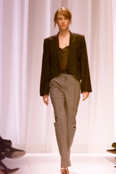 Look 13
